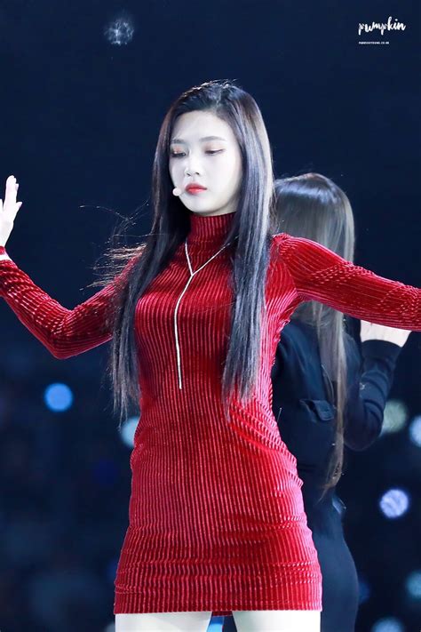 red velvet joy body.
